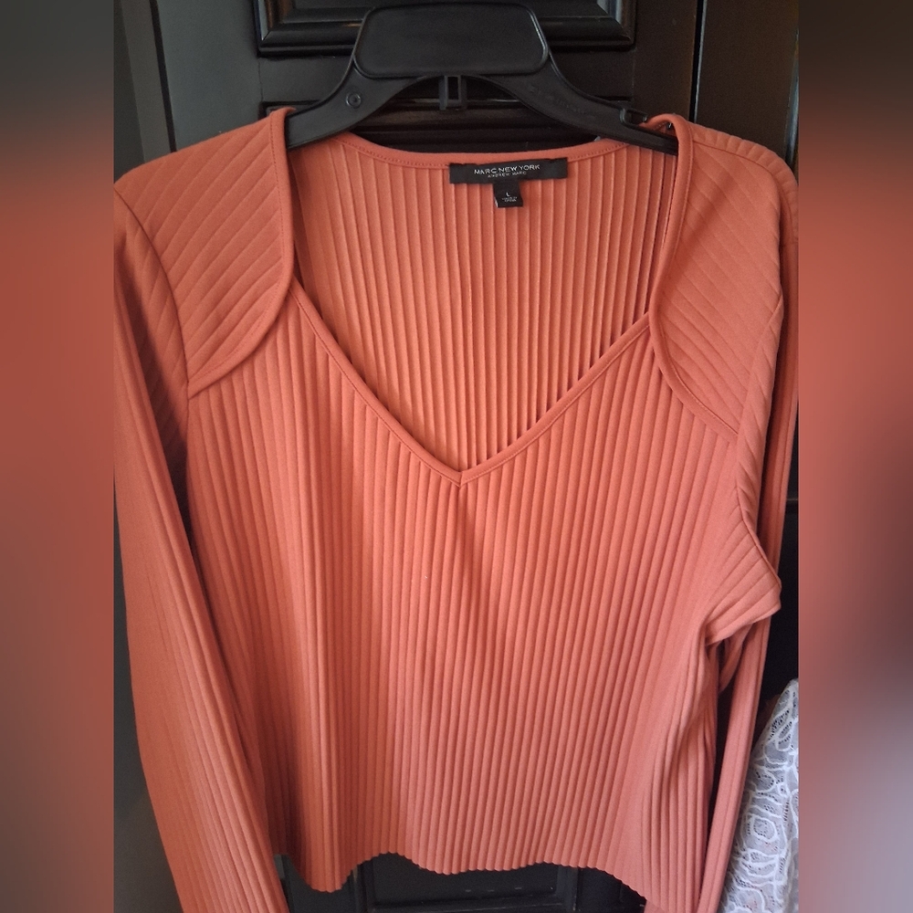 Marc New York Ribbed V-Neck Long Sleeve Top — Rust